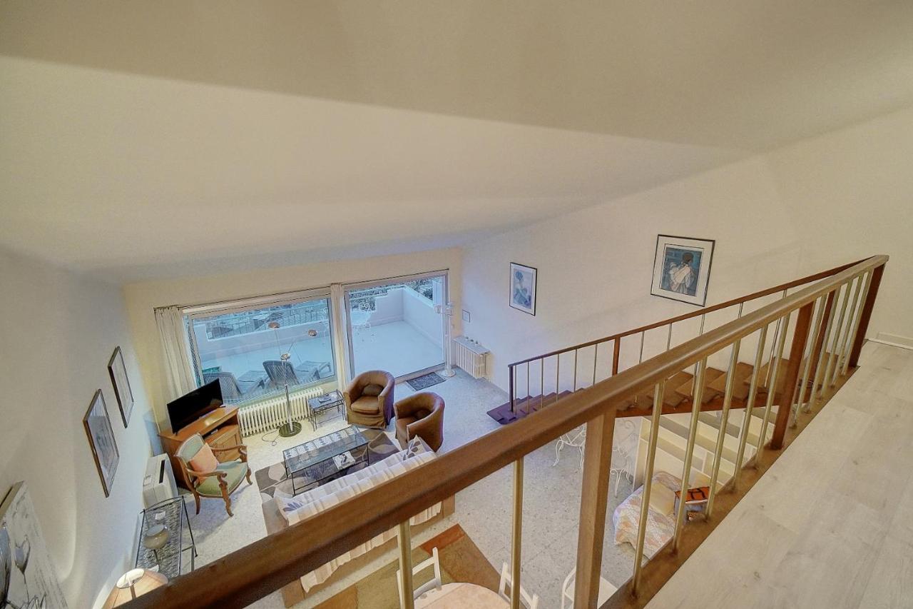 SUPERBE DUPLEX IDEALEMENT SITUE PROCHE PLAGES AVEC GRANDE TERRASSE VUE PORT !l A1B59 Cannes Extérieur photo